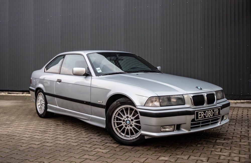 1998 BMW 318 is (E36)