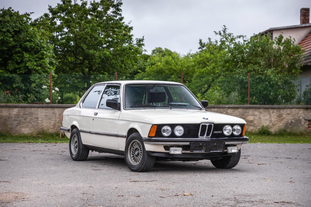 0-bmw-e21-320-38-.jpg
