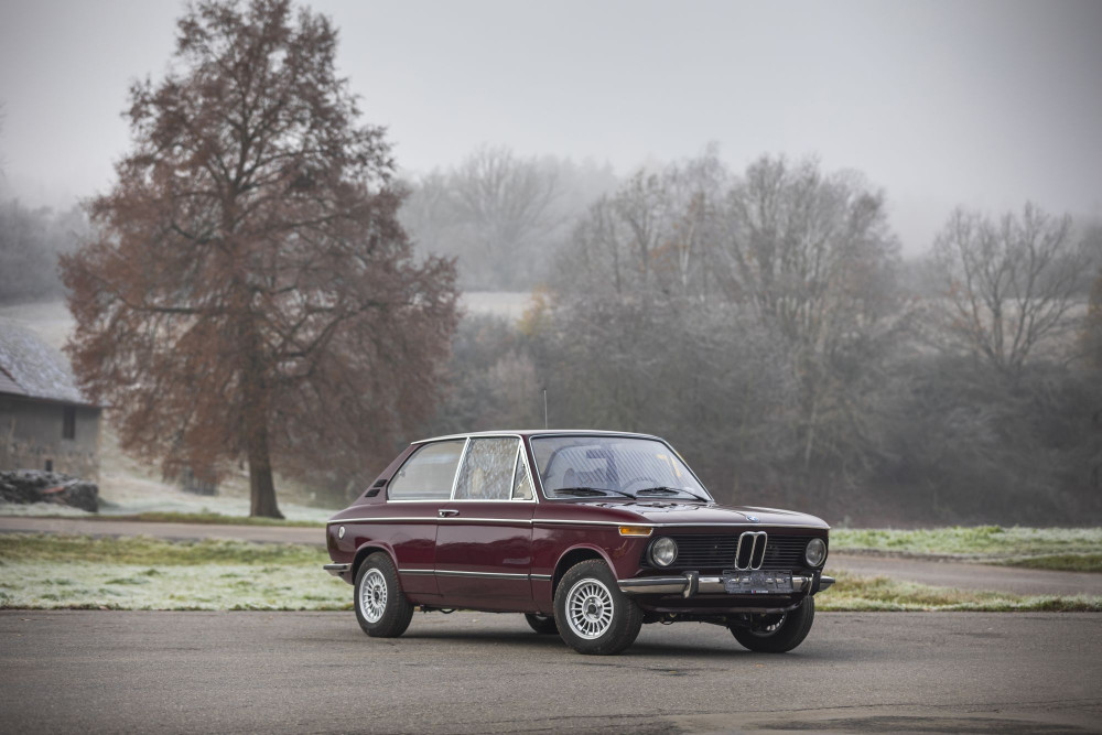 bmw-2002touring-auctomobile-31.jpg