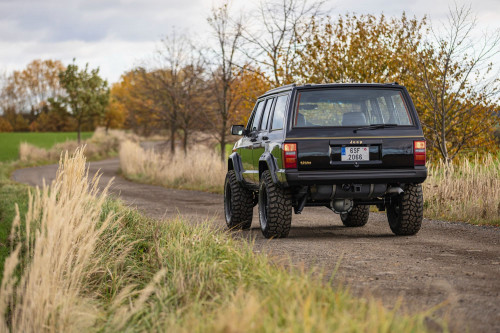 Jeep Cherokee 4.0_104