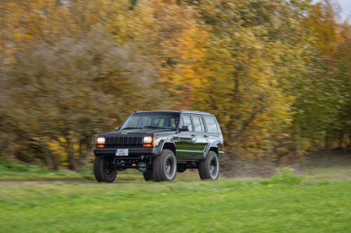 Jeep Cherokee 4.0_112