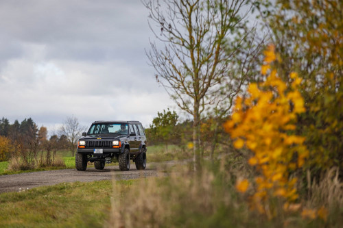 Jeep Cherokee 4.0_119