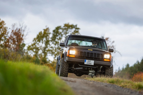 Jeep Cherokee 4.0_142