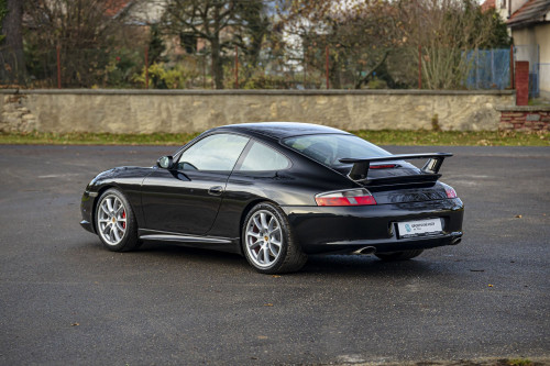 0-2000x0-storage-uploads-media-car-1900-porsche-911-gt3-996-facelift-black-crash-71-xf4i-.jpg