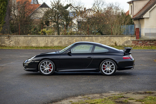 0-2000x0-storage-uploads-media-car-1900-porsche-911-gt3-996-facelift-black-crash-74-xn9l-.jpg
