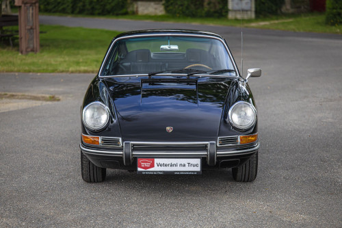 0-2500x0-storage-uploads-media-car-1236-porsche-911-black-19667c0a9920-dyhu-.jpg