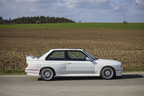 0-2500x0-storage-uploads-media-car-1556-bmw-m3-e30-portu-26-mxpx-