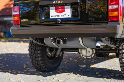 Jeep Cherokee 4.0_41