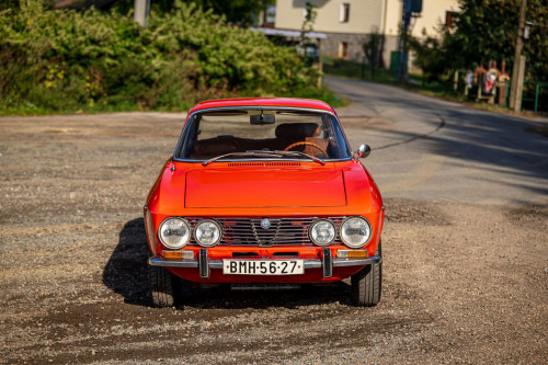0-alfa-romeo-2000gtv-gott-.jpg