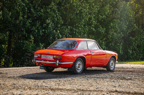 0-alfa-romeo-2000gtv-gott-5-.jpg