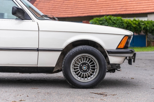 0-bmw-e21-320-17-.jpg