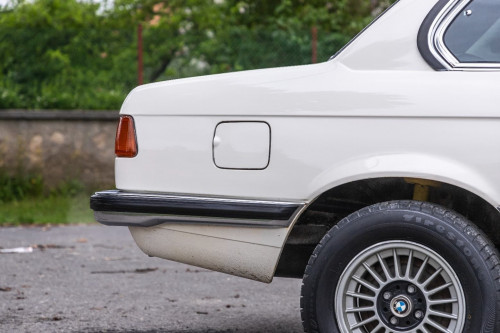 0-bmw-e21-320-21-.jpg