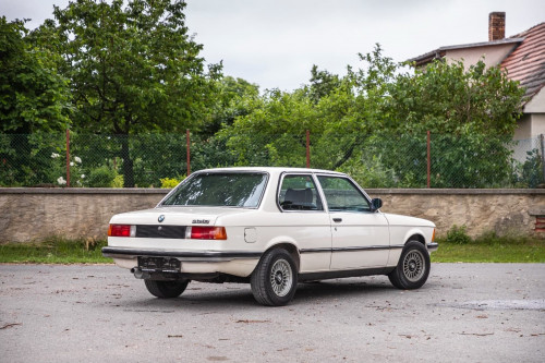 0-bmw-e21-320-41-.jpg