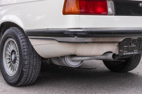 0-bmw-e21-320-43-.jpg