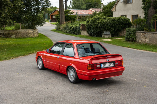 0-bmw-e30-318is-red-49-.jpg