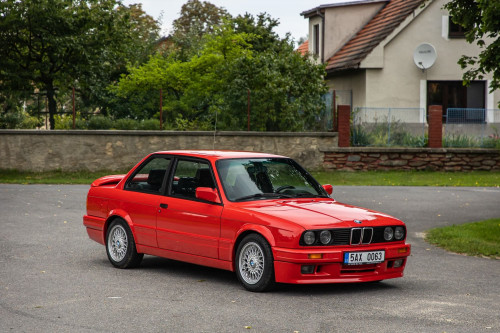 0-bmw-e30-318is-red-52-.jpg
