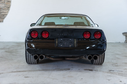 0-corvette-black-15-.jpg
