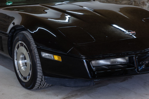 0-corvette-black-5-.jpg