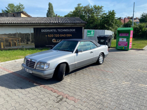 1995 Mercedes-Benz E 320 Cabrio (A124)