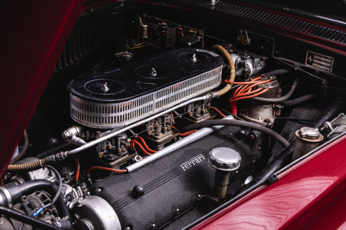 0-ferrari-250gt-detail-11-.jpg