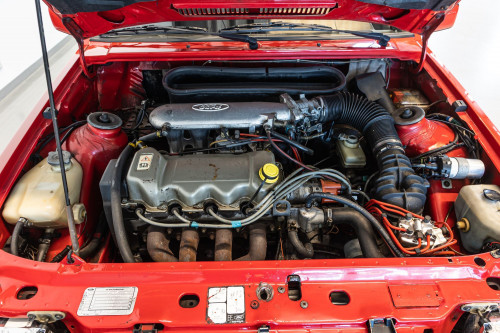 0-ford-escort-xr3i-.jpg