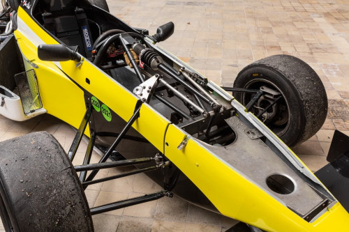 0-formule-renault-auctomobile-10-.jpg