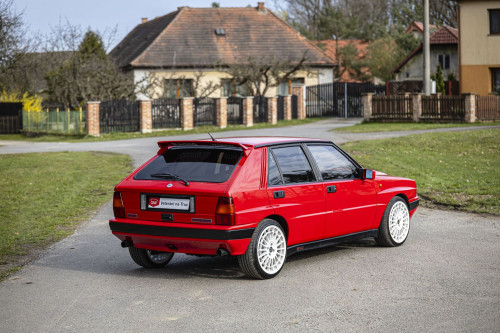 0-lancia-delta-integrale-8v-red-87-.jpg