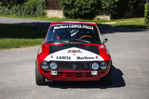 0-lancia-fulvia-6-.jpg