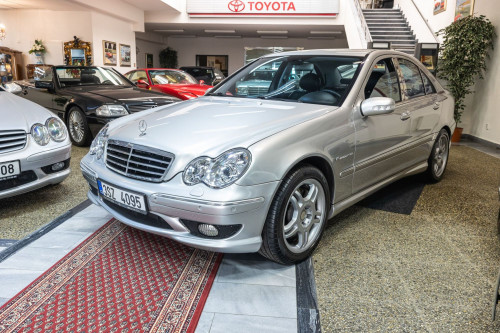 2001 Mercedes-Benz C32 AMG