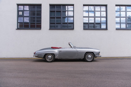 0-mercedes-190sl-44-.jpg
