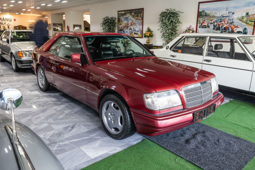 1993 Mercedes-Benz 300 CE 24V Cabrio (A124)