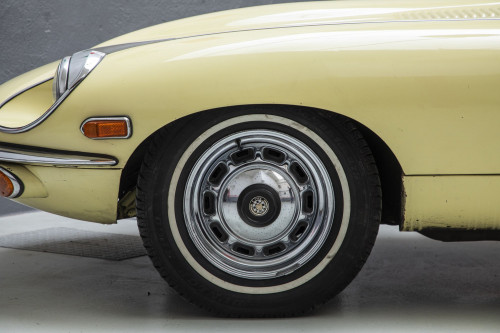 Jaguar E-type MKII 4.2_32