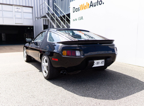 209E6158-FDF1-47A0-8FE7-08D07A93BD4E