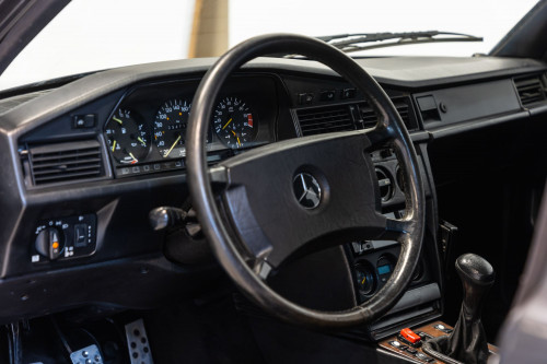 Mercedes 2.3 16V_12.JPG