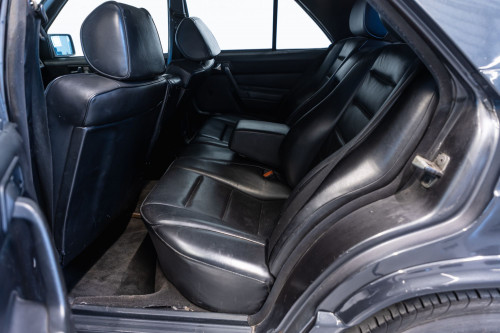 Mercedes 2.3 16V_15.JPG