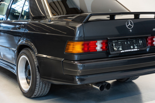 Mercedes 2.3 16V_7.JPG