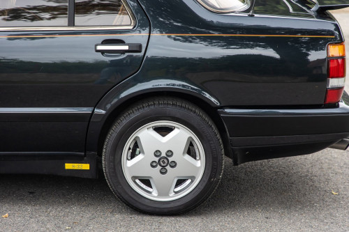 Lancia Thema 8.32_19