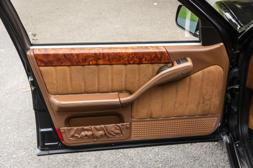 Lancia Thema 8.32_34