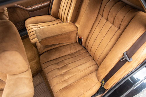 Lancia Thema 8.32_44