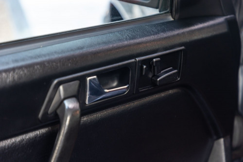 Mercedes Benz 190E 2.5 16V_40.JPG