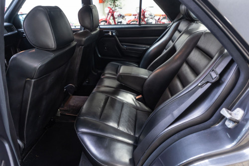 Mercedes Benz 190E 2.5 16V_44.JPG