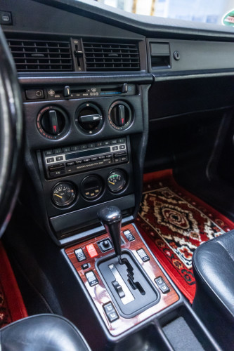 Mercedes Benz 190E 2.5 16V_49.JPG