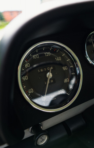 50575BAD-74F8-48F9-9566-C6B9E40210C6