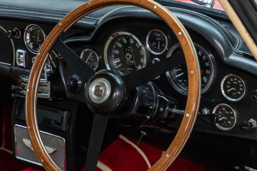 Aston Martin DB6 Auctomobile_21