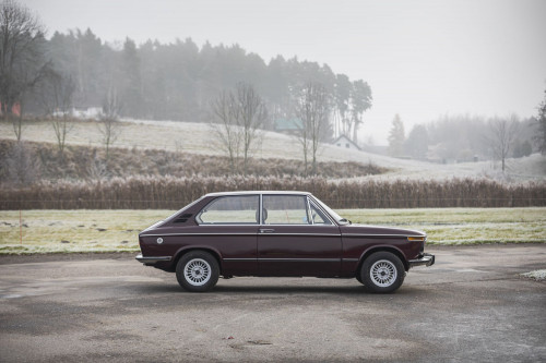 BMW 2002Touring Auctomobile_24