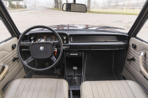 BMW 2002Touring Auctomobile_58