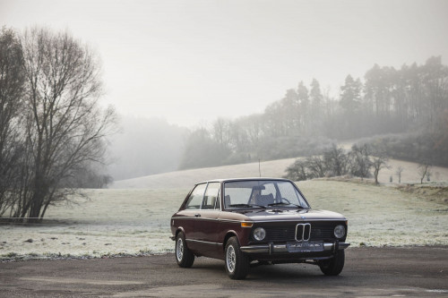 bmw-2002touring-auctomobile-6.jpg