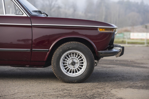 BMW 2002Touring Auctomobile_8