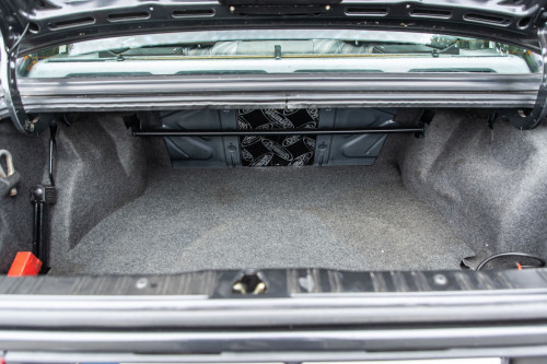 BMW e30 318is BLACK_42