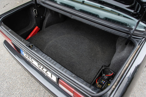 BMW e30 318is BLACK_43